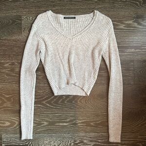 Brandy Melville long sleeve gray fitted plunge top size S